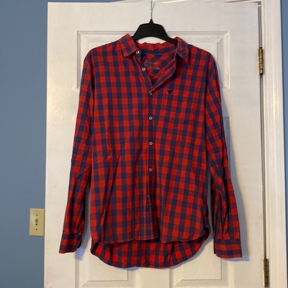 American Eagle mens button down shirt; athletic fit; size large